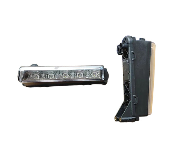 FAROL LUZ DIURNA MERCEDES-BENZ ATEGO/ACTROS LADO DIREITO - 9608203256